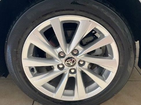 Used 2023 Toyota Camry LE image 32