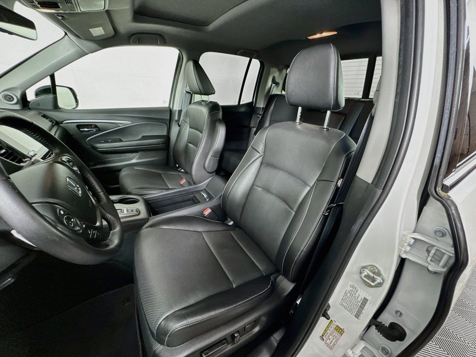Used 2023 Honda Ridgeline RTL-E image 19
