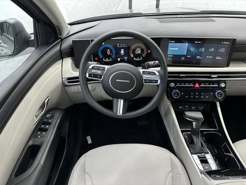 New 2026 Hyundai Tucson SEL image 24