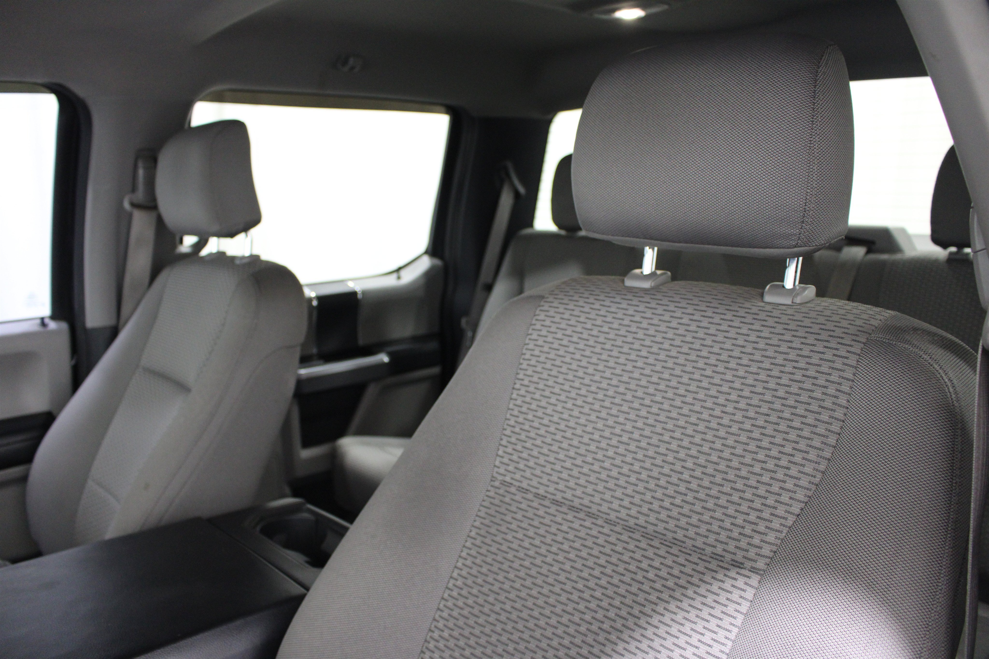 Used 2015 Ford F150 XLT w/ Equipment Group 301A Mid AWD/4WD image 4