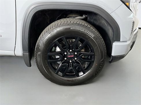 Used 2024 GMC Sierra 1500 Elevation image 38