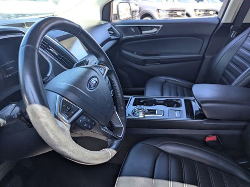Used 2020 Ford Edge SEL image 11