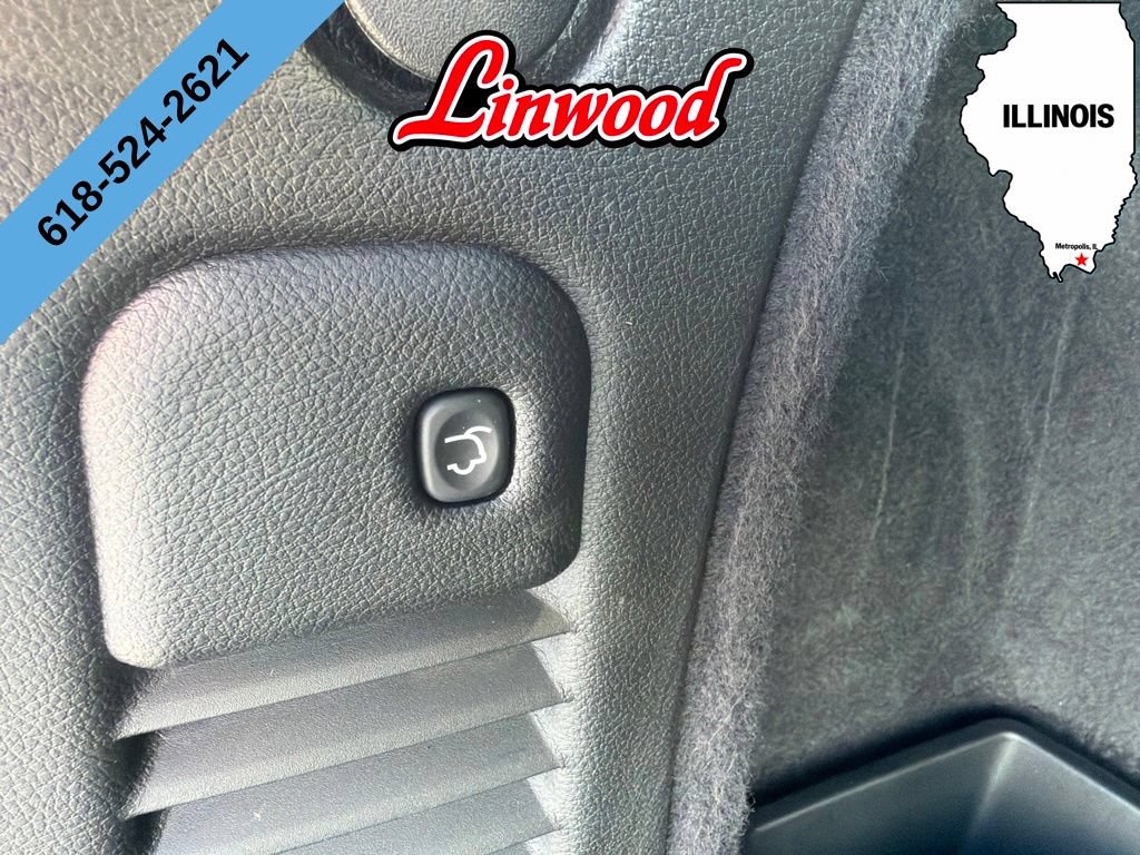 Used 2025 Dodge Durango R/T AWD/4WD image 17