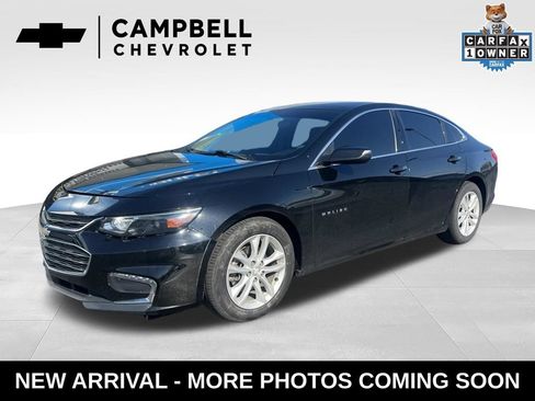 Used 2018 Chevrolet Malibu LT FWD image 1