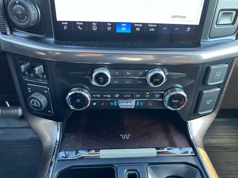 Used 2024 Ford F150 King Ranch w/ FX4 Off-Road Package image 15