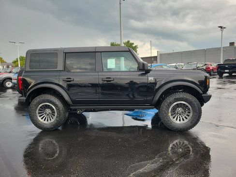 New 2026 Ford Bronco Big Bend w/ Black Diamond Package AWD/4WD image 3