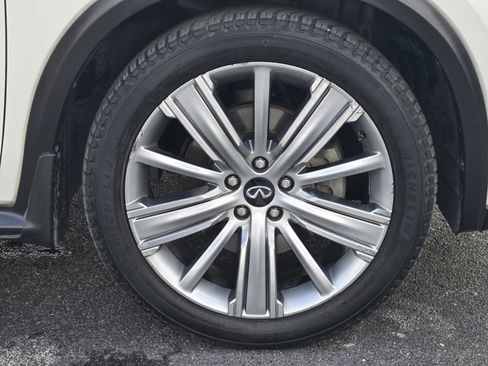 Used 2021 INFINITI QX50 Sensory image 10