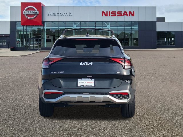 Used 2024 Kia Sportage EX AWD/4WD image 6