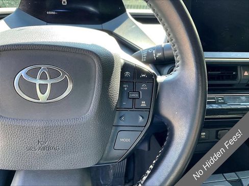 Used 2023 Toyota Prius LE FWD image 15
