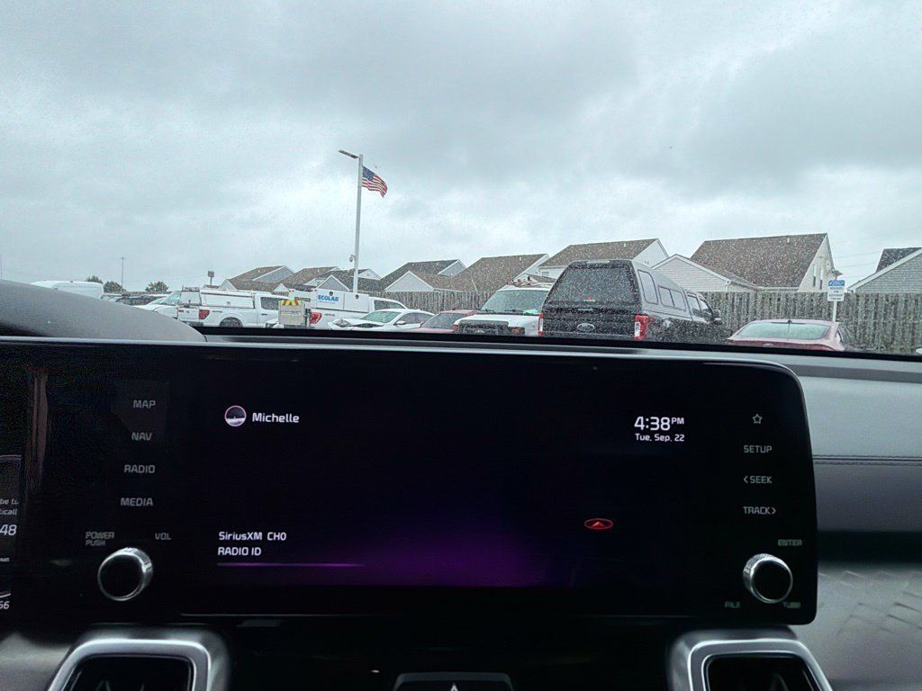 Used 2022 Kia Sorento SX FWD image 35