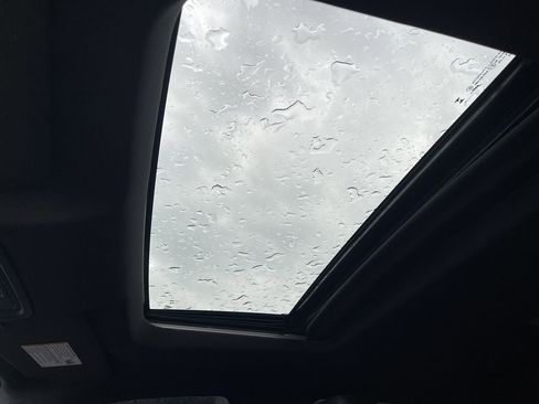 Used 2024 GMC Sierra 1500 AT4 w/ Technology Package image 19