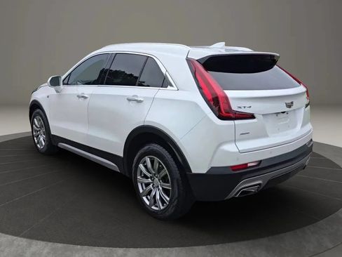 Used 2019 Cadillac XT4 Premium Luxury w/ Technology Package AWD/4WD image 5