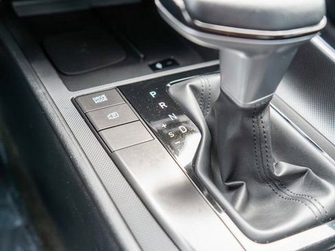 Used 2025 Hyundai Elantra Sport FWD image 29