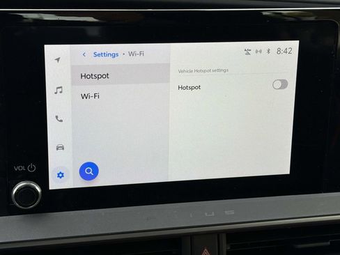 Used 2023 Toyota Prius Prime FWD image 22