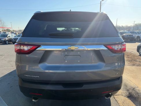 Used 2018 Chevrolet Traverse LT image 6