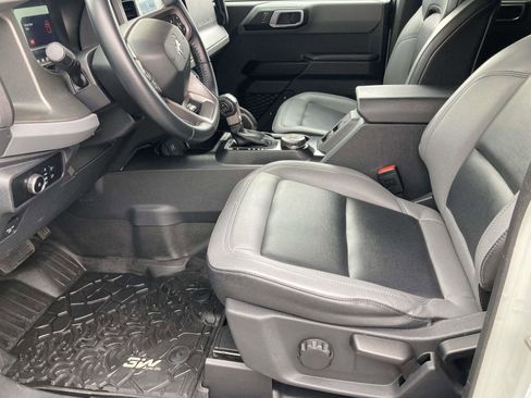 Used 2024 Ford Bronco Big Bend image 20