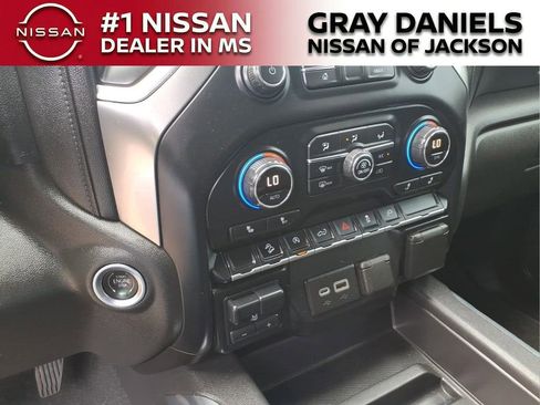 Used 2020 Chevrolet Silverado 1500 RST AWD/4WD image 18