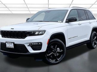 New 2025 Jeep Grand Cherokee Limited w/ Black Appearance Package AWD/4WD video 2