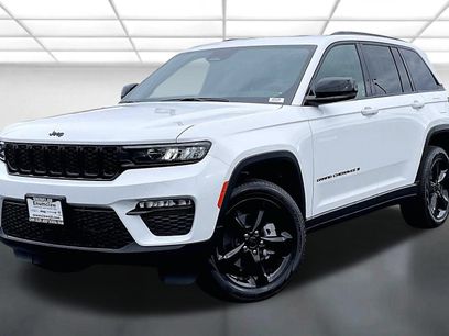 New 2025 Jeep Grand Cherokee Limited w/ Black Appearance Package
