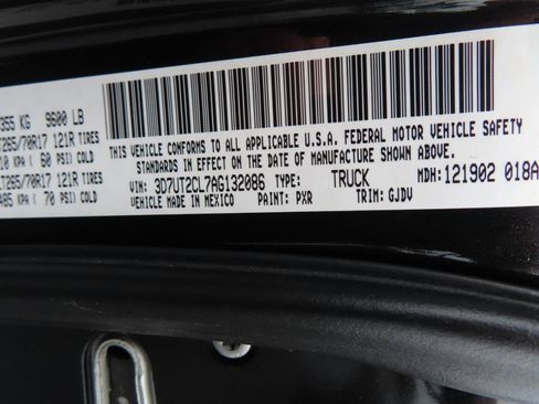 Used 2010 Dodge Ram 2500 Truck Laramie w/ Protection Group AWD/4WD image 26
