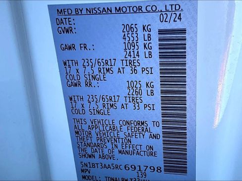 Used 2024 Nissan Rogue S image 33