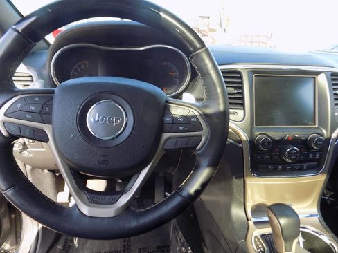 Used 2016 Jeep Grand Cherokee Overland image 14