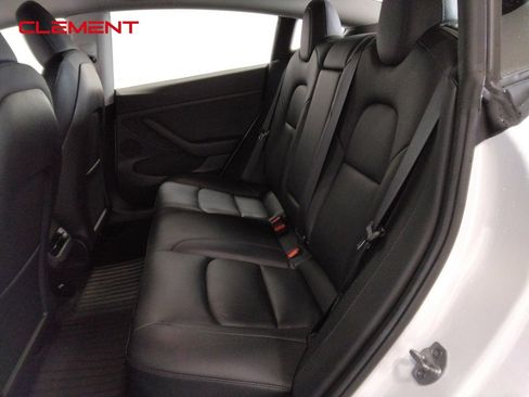 Used 2023 Tesla Model 3 Standard Range image 28