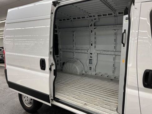 Used 2023 RAM ProMaster 2500 FWD image 31