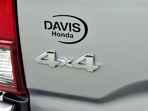 Used 2023 Toyota Tacoma SR AWD/4WD image 31