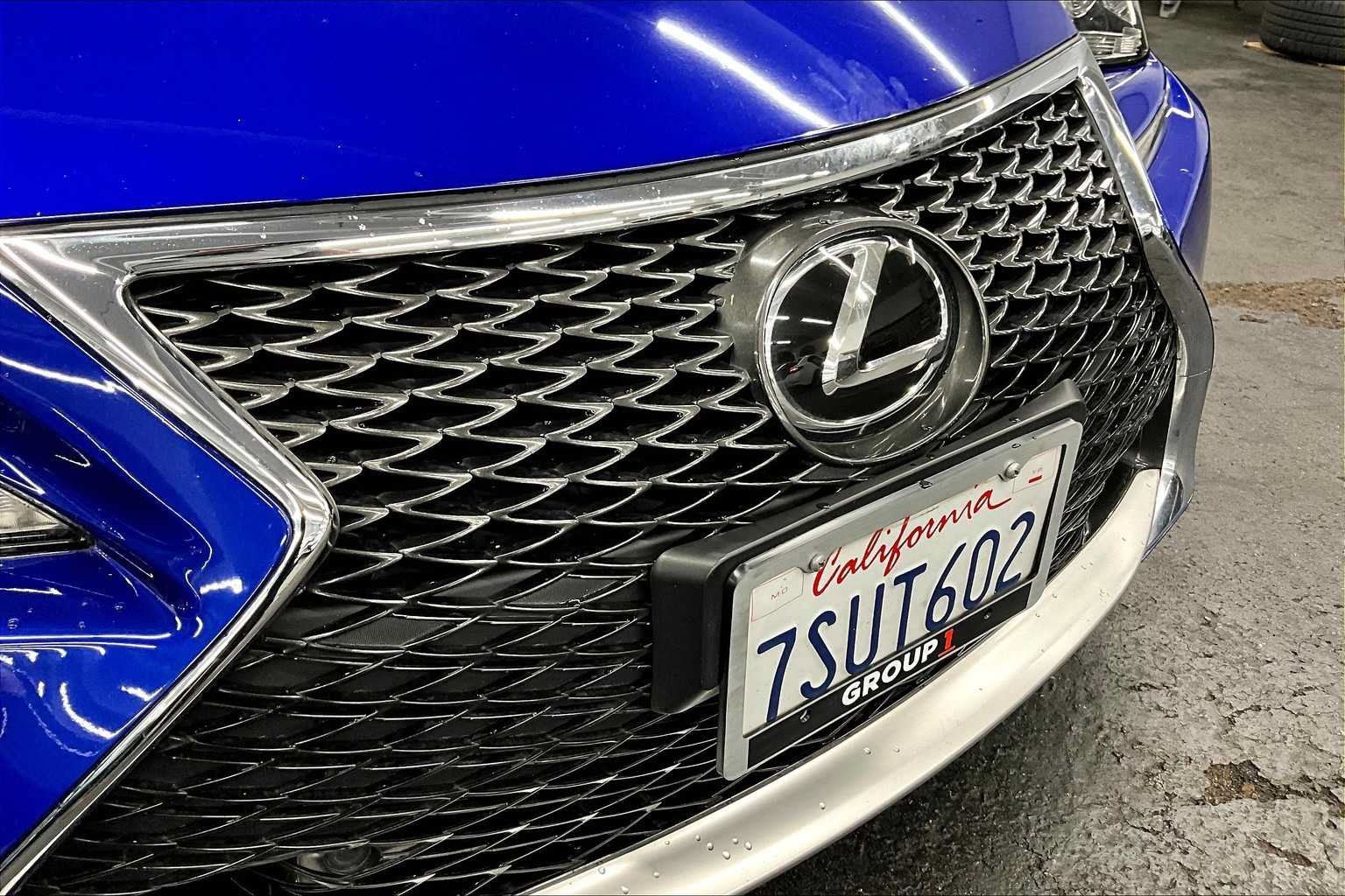 Used 2016 Lexus RC 200t RWD image 27