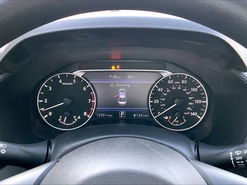 Used 2024 Nissan Altima 2.5 SV FWD image 22