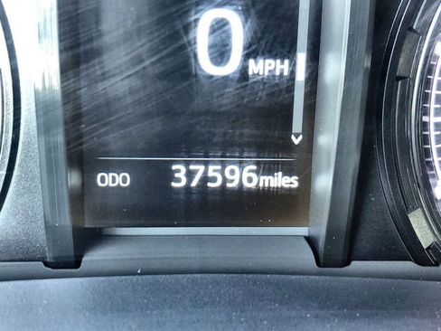 Used 2024 Toyota 4Runner SR5 Premium w/ Moonroof Package image 14