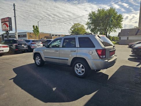 Used 2008 Jeep Grand Cherokee Laredo AWD/4WD image 7