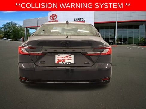 Used 2025 Toyota Camry XLE image 6