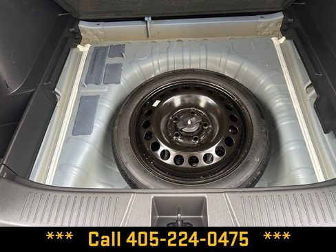 Used 2024 Chevrolet Trax RS w/ Sunroof Package image 16