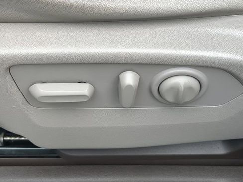 Used 2020 GMC Sierra 1500 SLT w/ SLT Premium Plus Package image 19