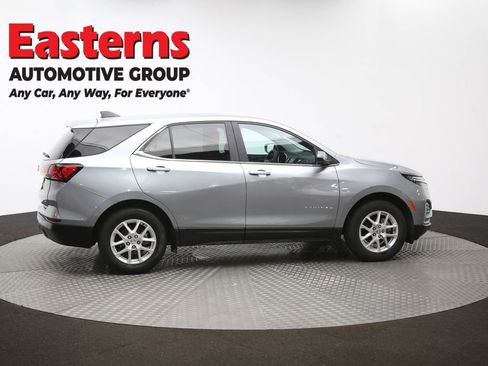 Used 2023 Chevrolet Equinox LT image 42