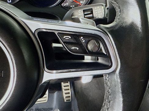 Used 2018 Porsche Cayenne GTS image 15