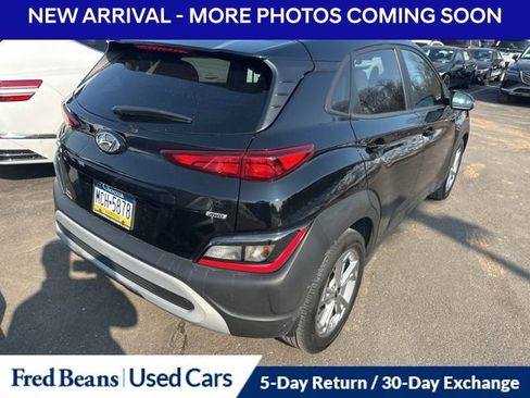 Used 2023 Hyundai Kona SEL image 11