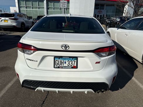 Certified 2022 Toyota Corolla SE image 3