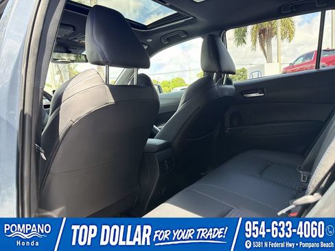 Used 2023 Toyota Corolla Cross AWD Hybrid w/ Convenience Package image 25