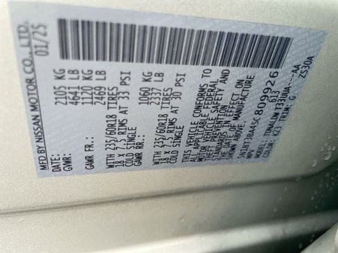 Used 2025 Nissan Rogue SV image 28