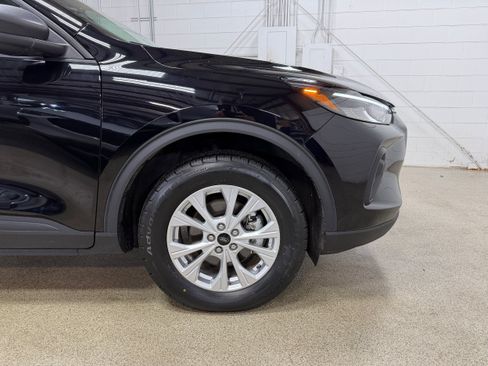 Certified 2025 Ford Escape Active AWD/4WD image 27