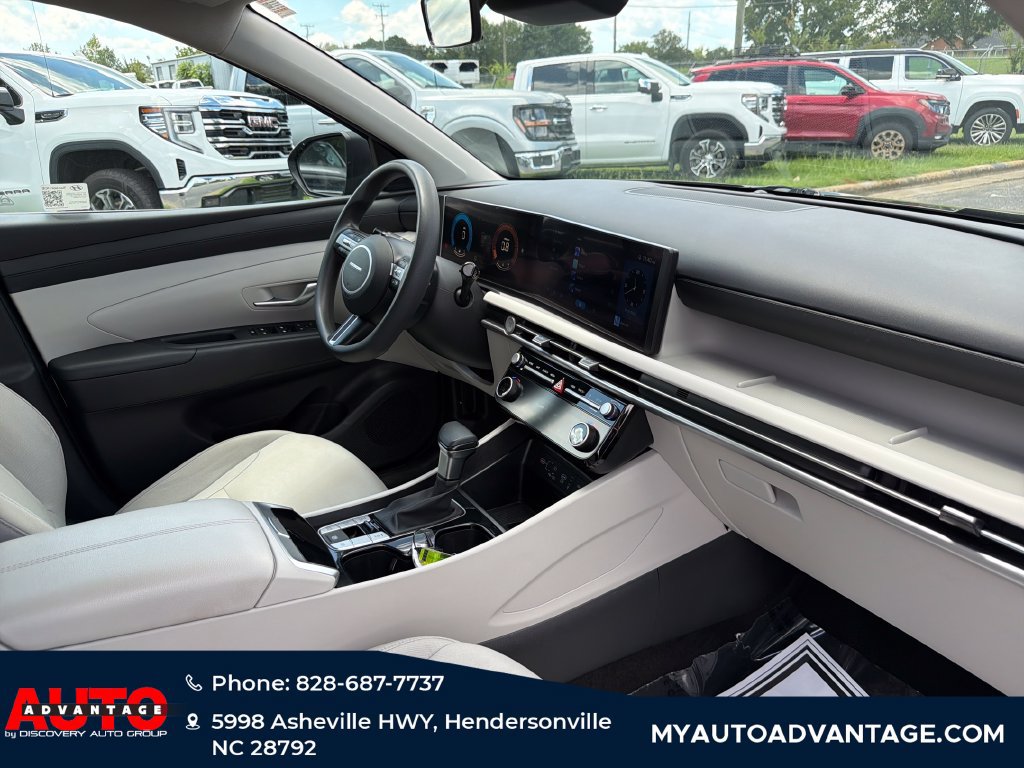 Used 2025 Hyundai Tucson SEL AWD/4WD image 39