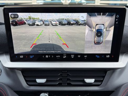 Used 2025 Ford Explorer ST image 41