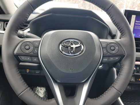 New 2025 Toyota RAV4 XLE image 24