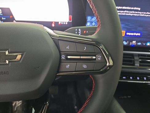 New 2025 Chevrolet Equinox EV RS w/ Convenience Package II FWD image 21