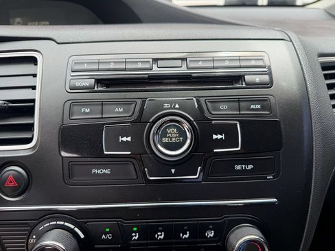 Used 2014 Honda Civic LX image 40