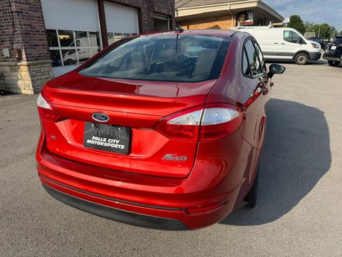 Used 2019 Ford Fiesta SE FWD image 13