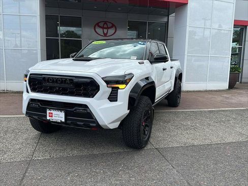 Certified 2026 Toyota Tacoma TRD Pro w/ Tow Tech Package AWD/4WD image 4